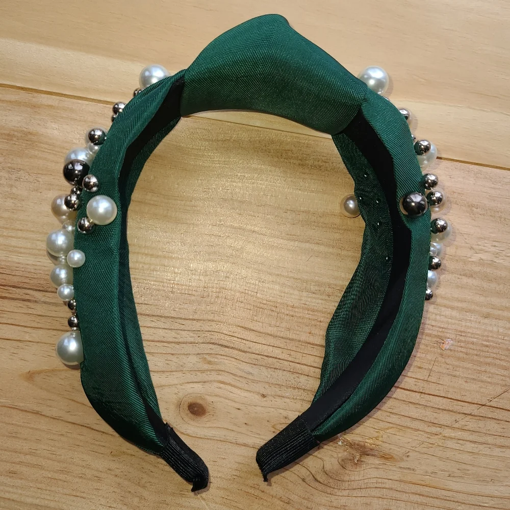 NWOT Dark Green Knotted Headband with Faux Pearl & Bead Embellishments ๐๐ฆช - Picture 11 of 13
